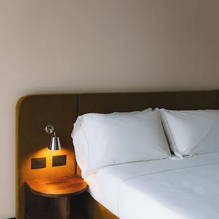 Apartment C-hotels Alamanni21 *